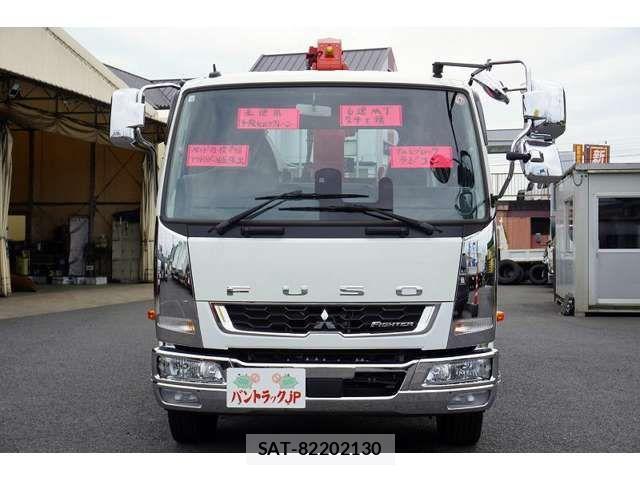 Mitsubishi FIGHTER 2024-05 426897-1
