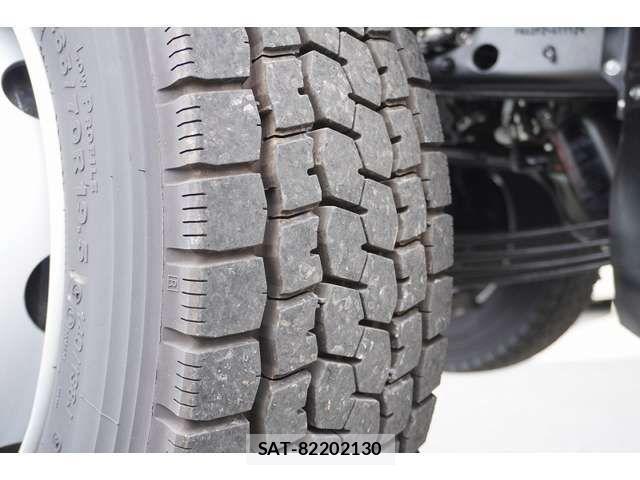 Mitsubishi FIGHTER 2024-05 426897-9