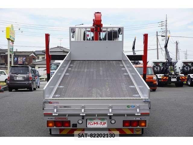 Mitsubishi FIGHTER 2024-05 426897-17