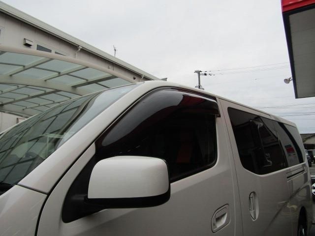 Nissan NV350 Caravan 2016-12 6266-4