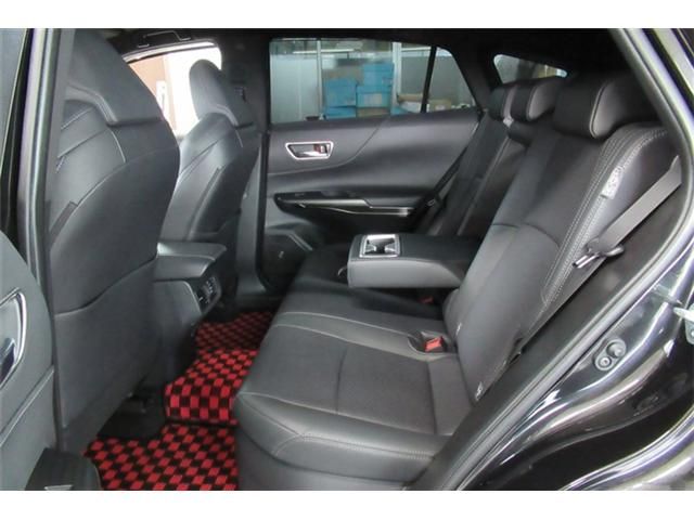 Toyota HARRIER HYBRID 2021-09 23712-8