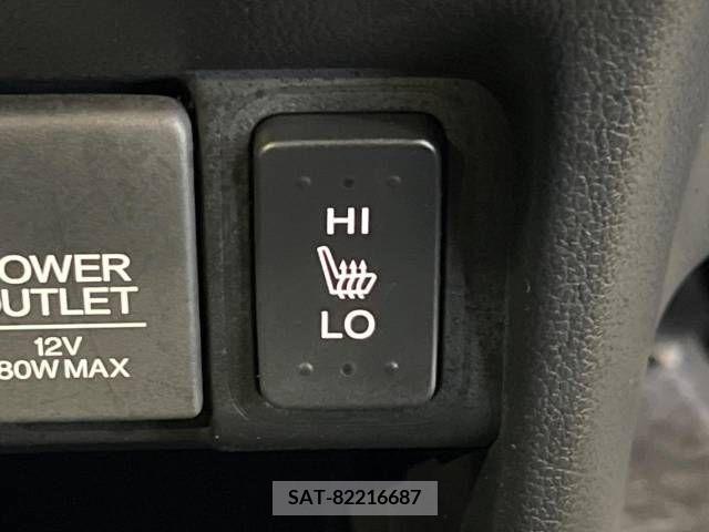 Honda N BOX CUSTOM 2017-02 329402-7