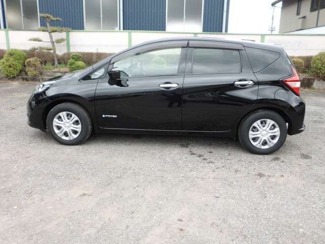 Nissan NOTE 2018-01 3118-3