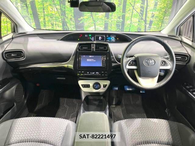 Toyota PRIUS 2018-07 393360-1