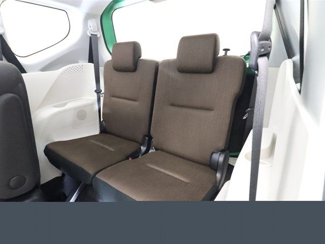 Toyota SIENTA 2016-12 18147-7