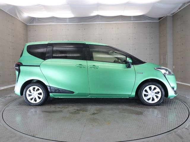 Toyota SIENTA 2016-12 18147-22