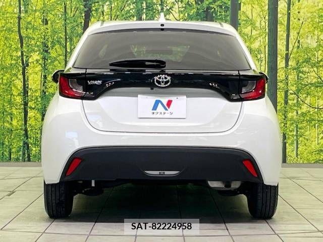 Toyota YARIS 2022-07 290797-15