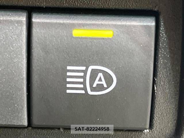 Toyota YARIS 2022-07 290797-5