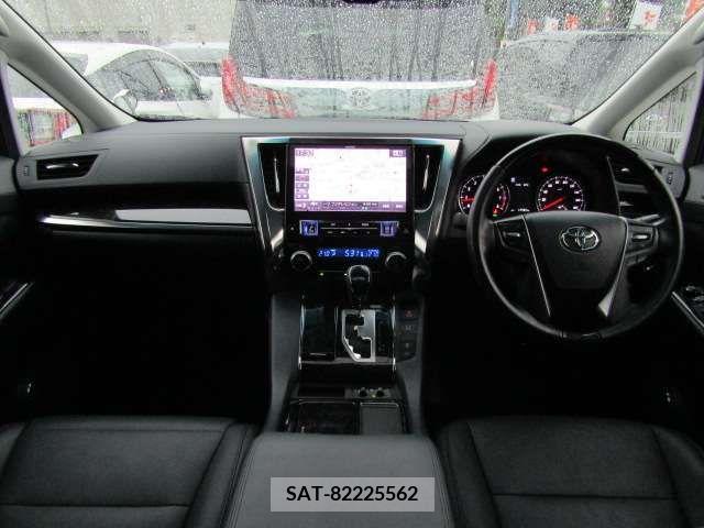 Toyota ALPHARD 2019-02 299474-16