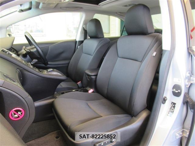 Lexus HS 2010-02 388000-14