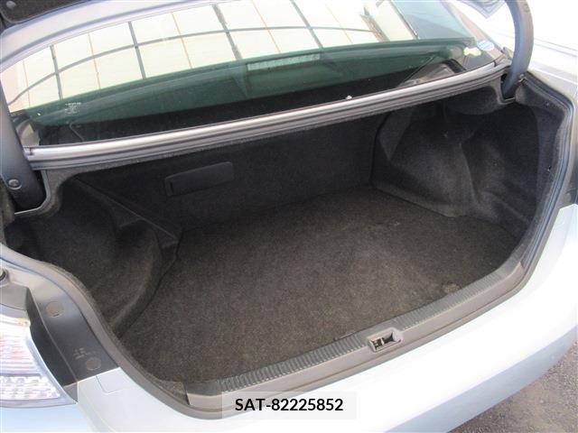 Lexus HS 2010-02 388000-12