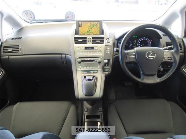 Lexus HS 2010-02 388000-4