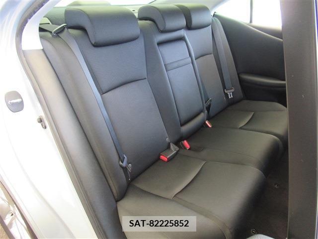 Lexus HS 2010-02 388000-11