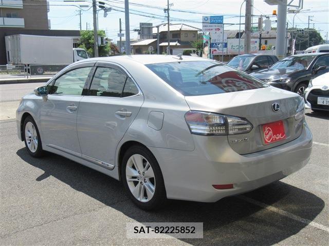 Lexus HS 2010-02 388000-1