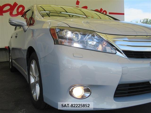 Lexus HS 2010-02 388000-15