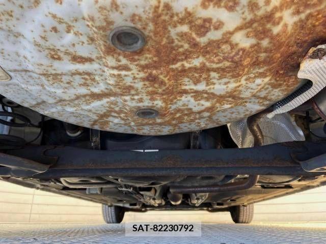 Nissan NOTE 2013-09 365428-19