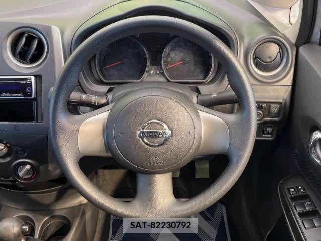 Nissan NOTE 2013-09 365428-11