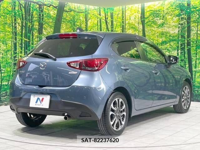 Mazda DEMIO 2016-01 301948-17