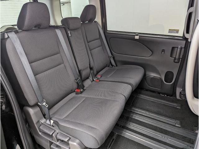 Nissan SERENA 2017-06 195576-10