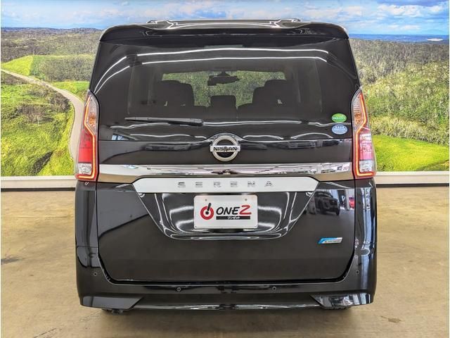 Nissan SERENA 2017-06 195576-14