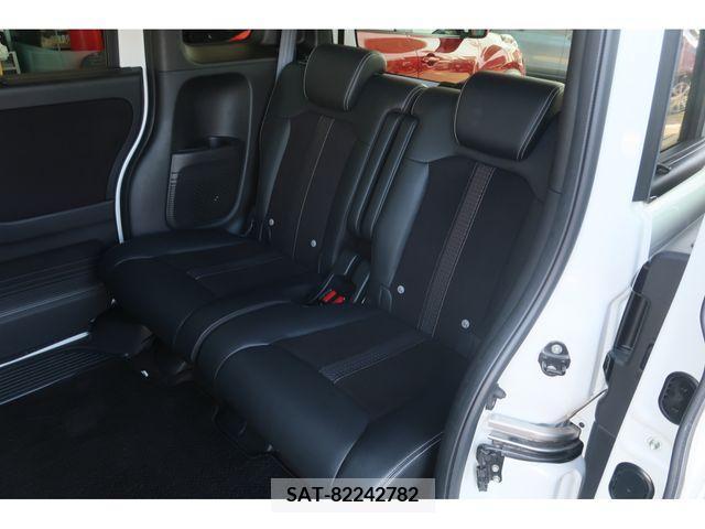 Honda N BOX CUSTOM 2020-04 211123-27