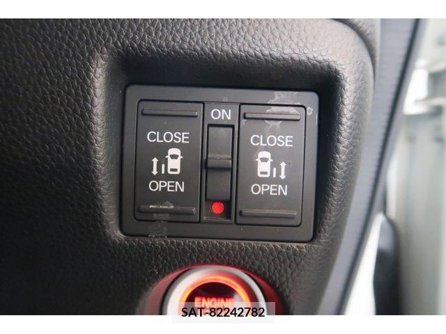 Honda N BOX CUSTOM 2020-04 211123-15