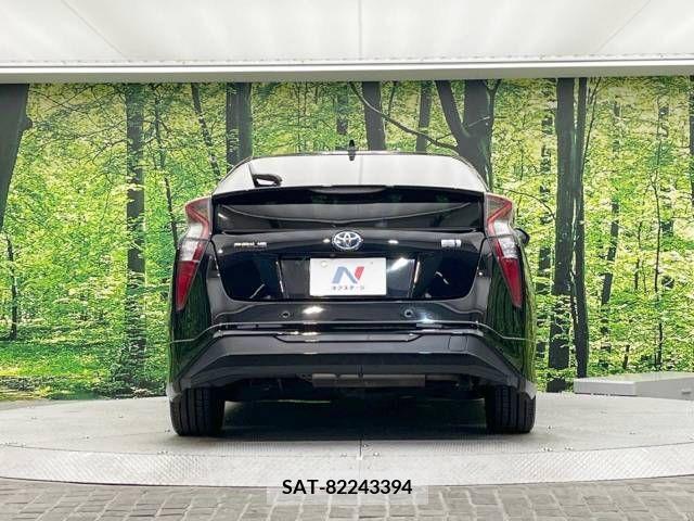 Toyota PRIUS 2016-06 322384-18