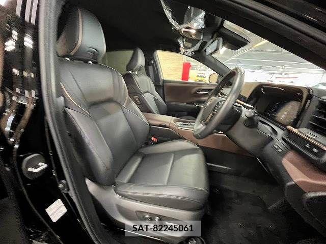 Toyota CROWN 2023-01 358181-7