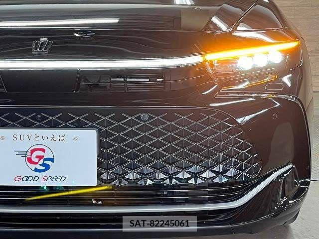 Toyota CROWN 2023-01 358181-9