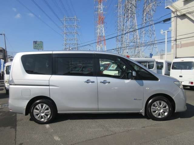 Nissan SERENA 2012-01 5717-5