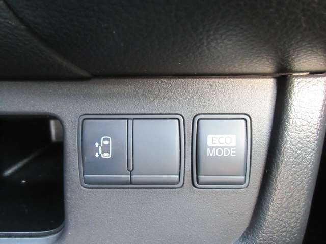 Nissan SERENA 2012-01 5717-16