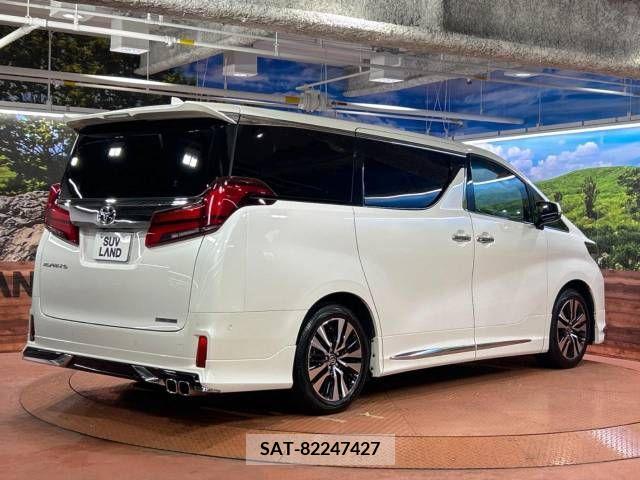 Toyota ALPHARD 2023-04 355497-18
