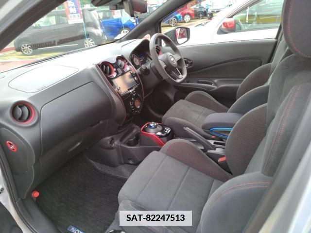 Nissan NOTE 2019-06 351808-17