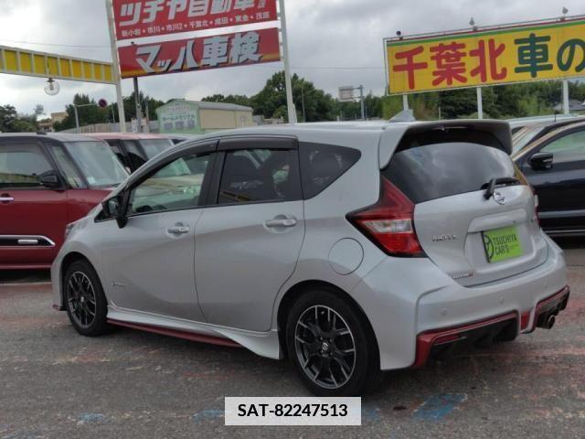 Nissan NOTE 2019-06 351808-11