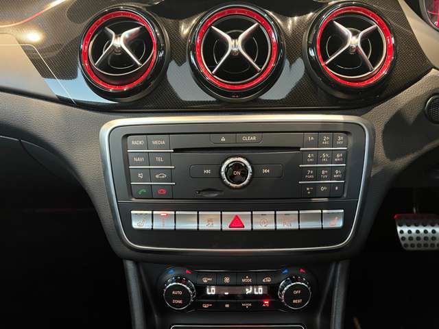 Amg A-Class 2018-02 12224-11