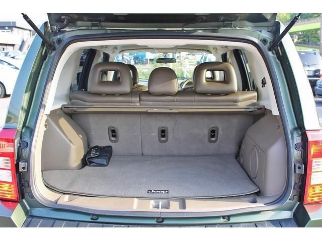 Jeep PATRIOT 2008-04 195043-9