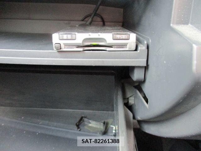 Suzuki WAGON R 2011-01 224742-12
