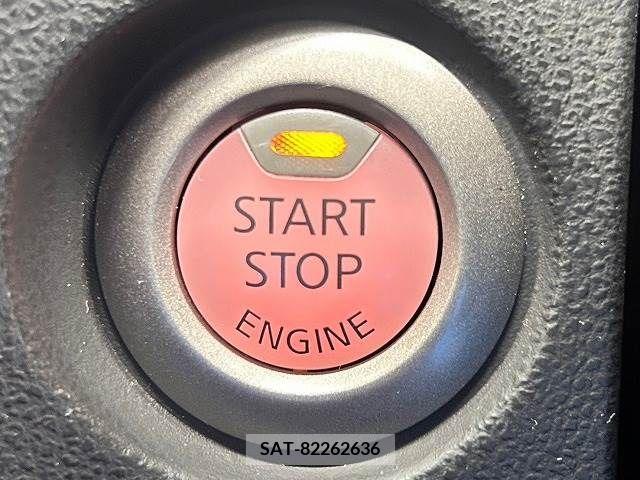 Nissan JUKE 2013-06 320486-4