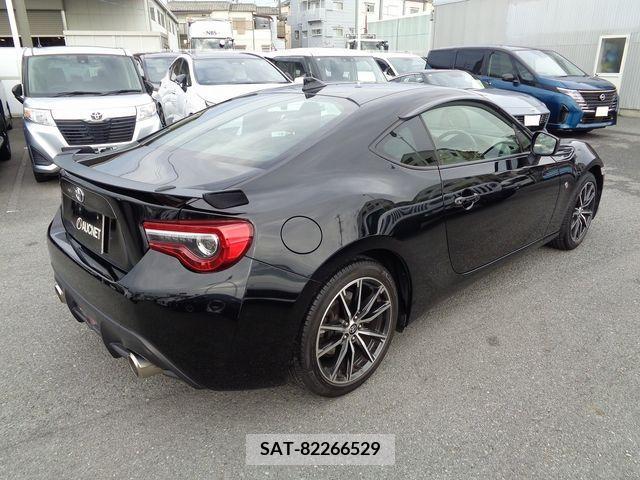 Toyota 86 2019-08 258692-2