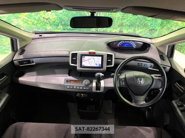 Honda FREED 2013-07 245586-1