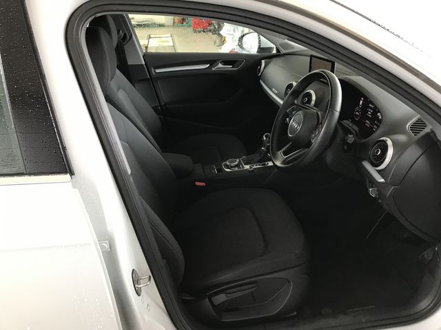 Audi A3 2017-06 186632-10