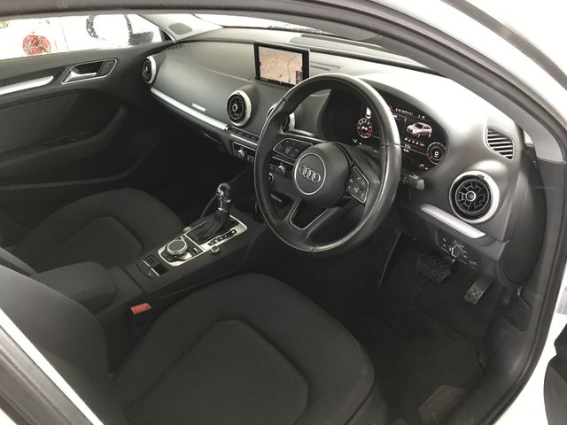 Audi A3 2017-06 186632-12