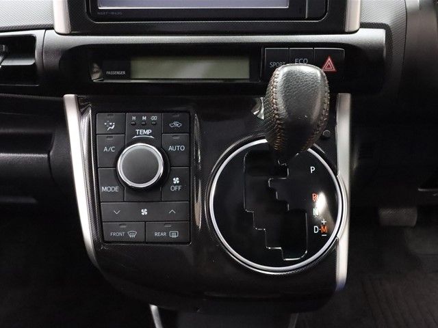 Toyota WISH 2012-04 2513-14