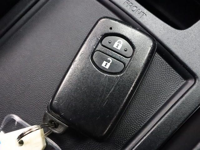 Toyota WISH 2012-04 2513-26