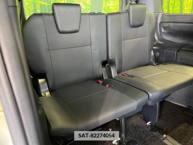 Toyota ESQUIRE 2017-09 359777-10