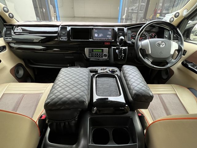 Toyota HIACE WAGON 2014-03 28321-21