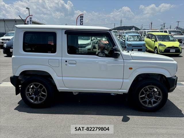 Suzuki JIMNY 2019-01 384911-11