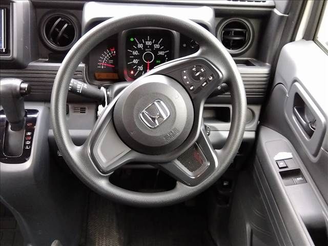 Honda N-VAN 2018-10 181648-1