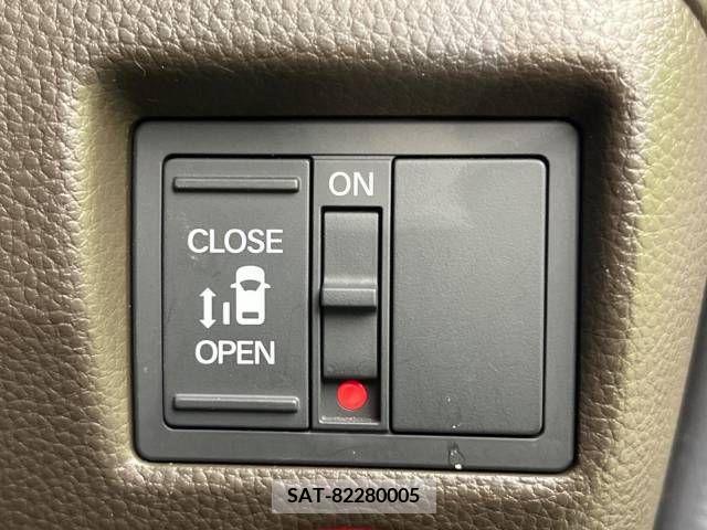 Honda N BOX 2022-01 278523-2