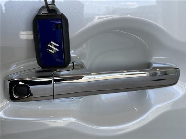 Suzuki SPACIA 2023-10 15785-16